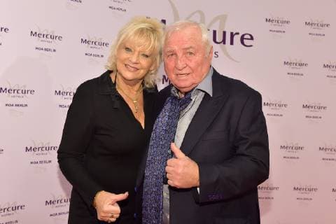 Award ceremony 20 years SMAGO AWARD Ulli Wegner with his wife Margret on the red carpet 20 years SMAGO AWARD ceremony in Berlin on 13 01 2019