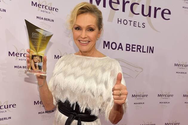 Entertainment Themen der Woche Entertainment Bilder des Tages Verleihung 20 Jahre SMAGO AWARD Helena Vondrackova am roten Teppich 20 Jahre Verleihung SMAGO AWARD in Berlin am 13.01.2019 *** Presentation 20 years SMAGO AWARD Helena Vondrackova on the red carpet 20 years SMAGO AWARD in Berlin on 13 01 2019