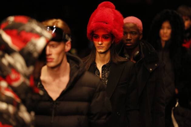 Germany: The Mercedes Benz Fashion Week begins in Berlin Models on the catwalk with the Autum Winter 2019 20 collection of the designer Bogner at the Mercedes Benz Fashion Week at the E-Werk in Berlin-Mitte. Berlin Berlin-Mitte Germany e-werk Berlin, Mauerstraße 78-80, 10117 Berlin  SimonexKuhlmey