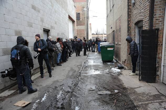 Entertainment Themen der Woche KW03 Entertainment Bilder des Tages CHICAGO, ILLINOIS - JANUARY 16, 2019: City officials inspect R. Kelly s studio at 219. Justine St. in Chicago, Illinois for violations on January 16,2019. Copyright: xGenexAmbox
