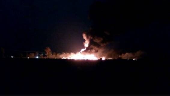 (190119) -- HIDALGO, Jan. 19, 2019 () -- MEXICO-HIDALGO-ACCIDENT-EXPLOSION Photo taken with a mobile device shows smoke columns at the site of an explosion in the municipality of Tlahuelilpan, Hidalgo state, Mexico, Jan. 18, 2019. At least 20 people were killed and 54 others injured in a pipeline explosion in the central Mexican state of Hidalgo on Friday, local authorities said. () MEXICO-HIDALGO-ACCIDENT-EXPLOSION Xinhua 
