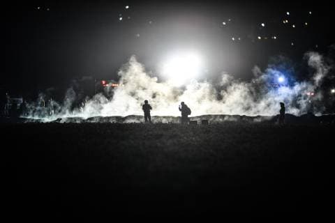 News Bilder des Tages (190119) -- TLAHUELILPAN, Jan. 19, 2019 (Xinhua) -- MEXICO-HIDALGO-PIPELINE-EXPLOSION Photo taken on Jan. 19, 2019 shows the site of a pipeline explosion in the municipality of Tlahuelilpan, Hidalgo state, Mexico. At least 20 people were killed and 54 others injured in a pipeline explosion in the central Mexican state of Hidalgo on Friday, local authorities said. (Xinhua Xin Yuewei) MEXICO-HIDALGO-PIPELINE-EXPLOSION 
