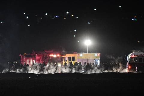 (190119) -- TLAHUELILPAN, Jan. 19, 2019 (Xinhua) -- Rescuers work at the site of a pipeline explosion in the municipality of Tlahuelilpan, Hidalgo state, Mexico, Jan. 19, 2019. At least 21 people were killed and 71 others injured in a pipeline explosion in the central Mexican state of Hidalgo on Friday, local authorities said. (Xinhua Xin Yuewei) (SPOT NEWS)MEXICO-HIDALGO-PIPELINE-EXPLOSION 