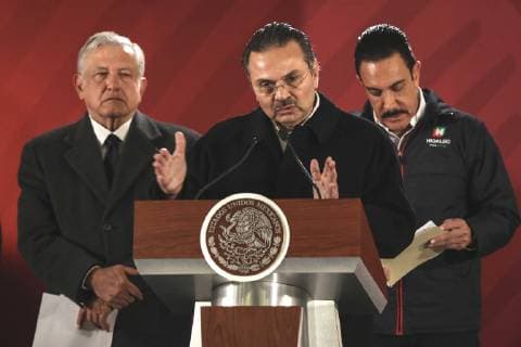 January 19 2019 EUM20190119NAC09 JPG MEXICO CITY PresidencyPresidency AMLO January 19, 2019 Octavio Romero Oropeza director of Pemex during the conference at the National Palace together with President Andres Manuel Lopez Obrador and Omar Faday Governor of Hidalgo about the explosion in the escape of a pipeline in Tlahuelilpan where so far 66 dead and 76 wounded are reported Pho  - ZUMAu78_ 20190119_zaf_u78_010 Copyright: xElxUniversalx