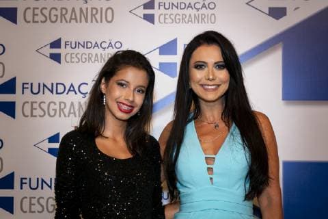 Premio Cesgranrio de Teatro Verleihung in Rio de Janeiro RIO DE JANEIRO, RJ - 21.01.2019: PRÊMIO CESGRANRIO DE TEATRO 2019 - Luana and his mother Simone Soares, during the CESGRANRIO 2019 Theater Prize, held this Monday (21) at the Copacabana Palace, in Rio de Janeiro, RJ. x1668374x  AndréxHorta