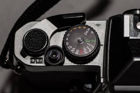 A Nikon FE, a 35 mm SLR manual focus camera introduced by Nikon in 1978 with a Nikon Series E 100 mm f 2.8 telephoto lens A Nikon FE, a 35 mm SLR manual focus camera introduced by Nikon in 1978 with a Nikon Series E 100 mm f 2.8 telephoto lens