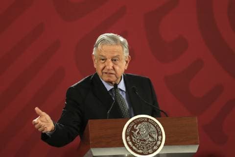Mexiko, Pressekonferenz von Präsident Obrador January 24, 2019 - EUM20190124NAC01.JPG .CIUDAD DE MEXICO. PresidencyPresidencia-AMLO.- 24 de enero de 2019. En conferencia matutina, el presidente Andres Manuel Lopez Obrador anuncia que instruyo a la Secretaria de Energia para que abran la informacion sobre la compra de plantas de hidrogeno realizadas por la pasada administracion de Petroleos Mexicanos (Pemex). Foto: Agencia EL UNIVERSALJuan Carlos ReyesEELG  - ZUMAu78_ 20190124_zaf_u78_004 Copyright: xElxUniversalx
