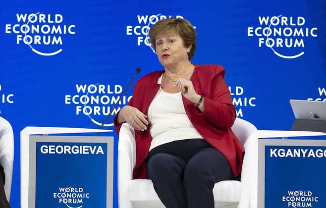 (190125) -- DAVOS, Jan. 25, 2019 -- World Bank Chief Executive Officer Kristalina Georgieva attends a plenary session in the Congress Hall at the 49th annual meeting of the World Economic Forum (WEF) in Davos, Switzerland, Jan. 25, 2019. Attended by over 60 heads of state or government, 40 international organization heads and 1,700 business leaders, the four-day WEF meeting met its end on Friday. ) SWITZERLAND-DAVOS-WEF-CLOSING XuxJinquan 