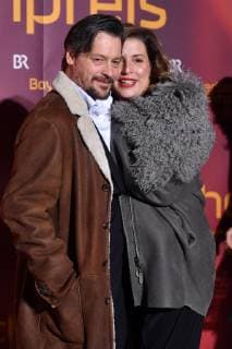 Fritz KARL with wife Elena UHLIG both actors Bavarian Film Prize 2018 Red Carpet Red Carpet on 25 01 2019 at the Prinzregententheater in Munich