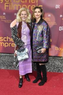 Birgit Bergen with guest at the award ceremony of the 40 Bavarian Film Prize 2018 in the Prinzregententheater Munich 25 01 2019 Foto:xF.xKernx xFuturexImage