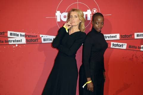 Maria Furtwängler und Florence Kasumba bei der Preview des ARD-Krimis Tatort - Das verschwundene Kind in der Astor Film Lounge. Hamburg, 25.01.2019 *** Maria Furtwängler and Florence Kasumba at the preview of the ARD crime thriller Tatort Das verschwundene Kind at the Astor Film Lounge Hamburg 25 01 2019 Foto:xC.xTamckex xFuturexImage