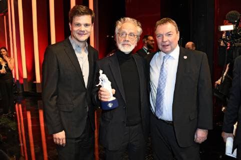 Markus Imhoof, 80. Geburtstag am 19. September Benjamin Herrmann, Markus Imhoof und Claus-Peter Reisch bei der Verleihung des 40. Bayerischen Filmpreises 2018 im Prinzregententheater. München, 25.01.2019 *** Benjamin Herrmann Markus Imhoof and Claus Peter Reisch at the award ceremony of the 40 Bavarian Film Prize 2018 in the Prinzregententheater Munich 25 01 2019 Foto:xP.xSchönbergerx xFuturexImage