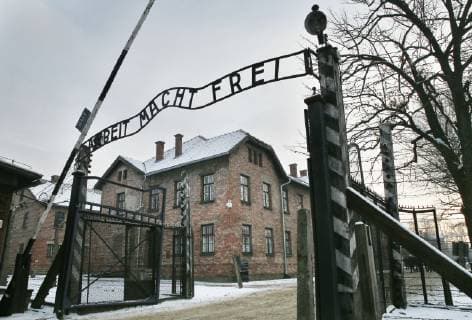 January 27, 2019 - Oswiecim, POLAND - The main gate of the Nazi concentration and extermination camp Auschwitz bearing the motto Arbeit macht frei (Work brings freedom)...74rd anniversary of Auschwitz liberation and Holocaust Remembrance Day. The biggest German Nazi concentration and extermination camp KL Auschwitz-Birkenau was liberated by the Red Army on 27 January 1945. Oswiecim POLAND - ZUMAs197 20190127_zaa_s197_140 Copyright: xDamianxKlamkax
