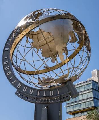 Sculpture International Village Globe globe downtown Vancouver British Columbia Canada North America Copyright: imageBROKER/MoritzxWolf iblmmw04824167.jpg