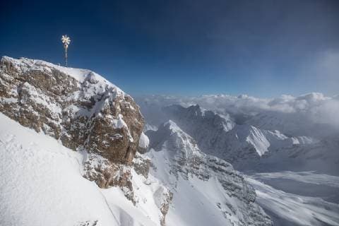 Excursion on 29 January 2019 to the Zugspitze The summit cross of the Zugspitze Excursion to the Zugspitze