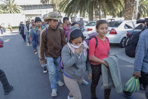Mexiko, Migranten aus Zentralamekrika in Hidalgo January 29, 2019 - EUM20190129SOC04.JPG.CIUDAD DE MEXICO MigrationMigracion-Centroamericanos.- Migrantes centroamericanos conviven, por segundo dia, durante su estancia en el albergue instalado la Ciudad Deportiva, al oriente de esta capital, el martes 29 de enero de 2019. Foto: Agencia EL UNIVERSALLuis CortesEVZ  - ZUMAu78_ 20190129_zaf_u78_021 Copyright: xElxUniversalx