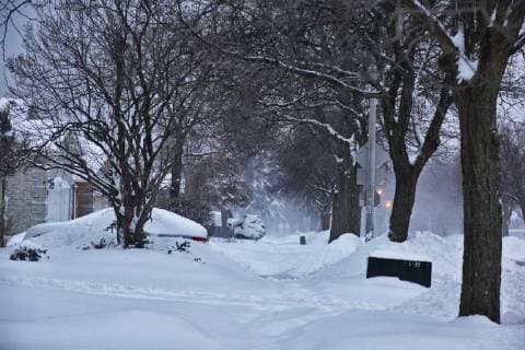 January 29, 2019 - Toronto, Ontario, Canada - Massive snowstorm hit Toronto, Ontario, Canada, on January 28, 2019. The storm dropped between 15-25 centimeters of snow across the Greater Toronto Area and broke the record for snowfall amount set in January 2009, with more than 22cm falling before midnight yesterday. Toronto Canada  - ZUMAn230 20190129_zaa_n230_470 Copyright: xCreativexTouchxImagingxLtdx