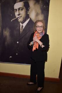 Ernst Lubitsch Prize Nicola Lubitsch and a portrait picture of her father Ernst Lubitsch at the Ernst Lubitsch Prize Award from the Club der Filmjournalisten Berlin e V in the cinema Babylon in Berlin on 30 01 2019