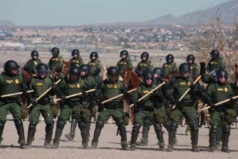 USA: Migrant containment exercises Migration agents from the United States carry out simulation of migrant containment in the border of Ciudad Juarez in the Sunland Park area. This drill was observed in the Anapra colony near the mesh that divides Mexico from the United States. helicopter, explosives and paint guns were used. El Paso Texas United States  DavidxPeinado