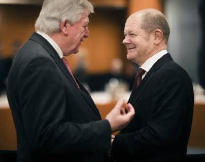 The State Premier of Hesse Volker Bouffier L CDU and Federal Finance Minister Olaf Scholz SPD at a meeting of the heads of state in the Federal Chancellery Berlin 31 01 2019 Berlin Germany Copyright: xXanderxHeinl photothek.netx