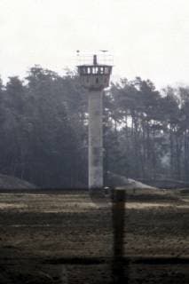 Border barrier and border metal fence at the state border to the German Democratic Republic Bad Bodenteich 31 01 1980 Foto:xR.xSchmiegeltx xFuturexImage