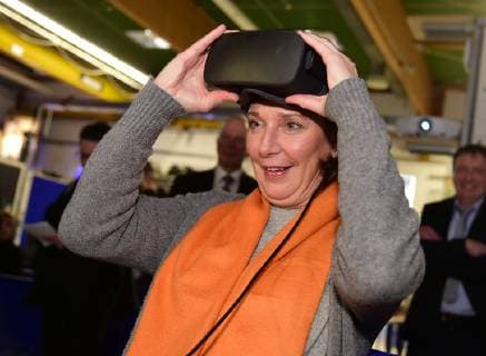 NRW Minister of Education Yvonne Gebauer visits the School Lab of the German Aerospace Center on 06 02 2019 DLR Minister Yvonne Gebauer is on a virtual reality tour of the International Space Station with the Oculus Lift VR glasses she sees the space station three-dimensional Â