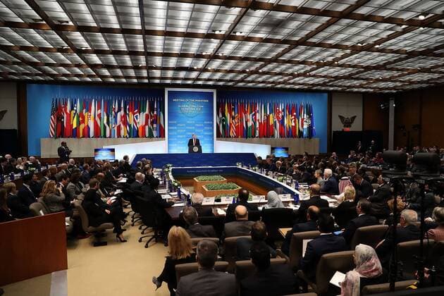 News Bilder des Tages U.S. President Donald Trump speaks during the meeting of the Ministers of the Global Coalition to Defeat ISIS, hosted by Secretary of State Mike Pompeo at the State Department on February 6, 2019 in Washington, DC.  wax2019-206107 MarkxWilson