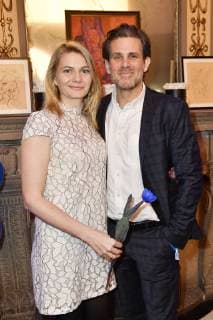 Steffen Groth with girlfriend Ana Große Halbuer at the presentation of the Blaue Blume Award 2019 in the restaurant Grosz Berlin 06 02 2019 Foto:xF.xKernx xFuturexImage