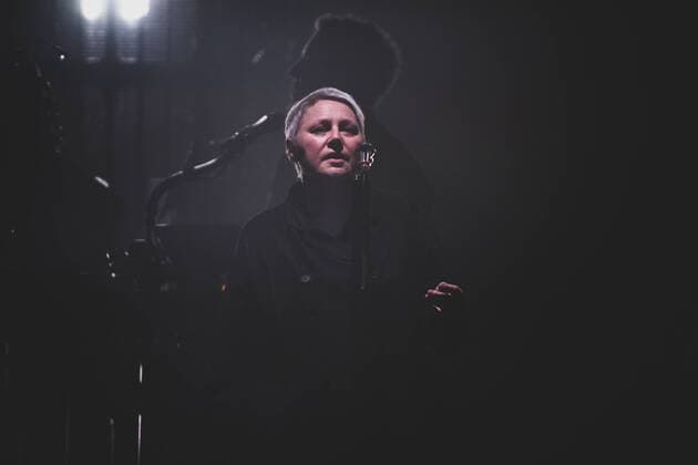 Italy: Massive Attack 2019 Elizabeth Fraser, of the British trip hop group Massive Attack performing live on stage in Milan, at the Forum of Assago, for the Mezzanine tour 2019 FOR EDITORIAL USE ONLY - Alessandro Bosio Pacific Press Agency Milano Milano Italy Forum di Assago  AlessandroxBosio