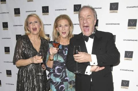 Barbara Schöneberger Dorothee Röhrig and Hubertus Meyer Burckhardt at the presentation of the Champagne Prize for Joy of Life 2019 in the Hotel Louis C Jacob Hamburg 11 02 2019 Foto:xH.xHartmannx xFuturexImage