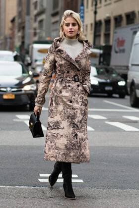 Blogger Caroline Daur attending the 3.1 Phillip Lim show during New York Fashion Week - Feb 11, 2019 - NYFW: Fall 2019 Street Style Day 5, New York New York United States  Copyright: xMichellexSangsterx h_00580051