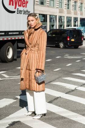 Rebecca Laurey attending the Rebecca Minkoff show during New York Fashion Week - Feb 10, 2019 - NYFW: Fall 2019 Street Style Day 4, New York New York United States  Copyright: xMichellexSangsterx h_00580559