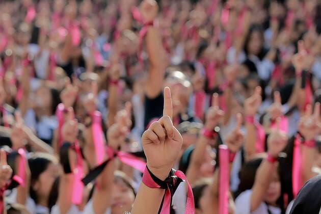 (190214) -- MANILA, Feb. 14, 2019 -- Students and teachers dance as they participate in the One Billion Rising global campaign to end violence against women and children, during the Valentine s Day celebration at a school in Manila, the Philippines, Feb. 14, 2019. ) PHILIPPINES-MANILA-DANCE AGAINST VIOLENCE RouellexUmali 