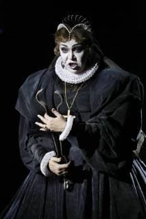 Moskau, Oper Der Teufel in der Liebe im Stanislawski- und Nemirowitsch-Dantschenko-Musiktheater MOSCOW, RUSSIA - FEBRUARY 15, 2019: Mezzo-soprano Alexandra Durseneva in a scene from The Devil in Love opera staged by Alexander Titel at the Stanislavski and Nemirovich-Danchenko Moscow Academic Music Theatre. Artyom Geodakyan TASS  TS0A13A2