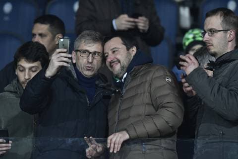 Foto IPP Paolo Bona Bergamo 16 02 2019 Campionato di Calcio Serie A 2018 2019 Atalanta- Milan nella foto il ministro dell interno matteo salvini - tifoso milanista - scatta selfie con i tifosi in tribuna Italy Photo Press Worldwide Copyright  0