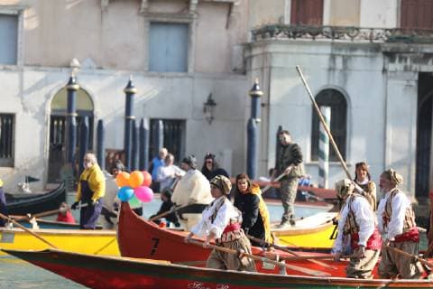 (190217) -- VENICE (ITALY), Feb. 17, 2019 -- People participate in a water parade during the Venice Carnival in Venice, Italy, on Feb. 17, 2019. The Venice Carnival 2019 kicked off on Saturday and will last until March 5. ) ITALY-VENICE-CARNIVAL ChengxTingting 
