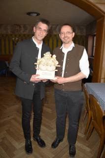 Favourite beer garden up to 500 seats Michael Smolka Rupert Wachter Maisinger Seehof Maising Award winner Munich 18 02 19 Hofbraeuhaus Bayerischer Wirtshauskultur Award ceremony For favourite beer garden and Bayerischer Stammtischbruder 2019 Competition inn