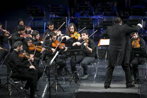 (190219) -- TEHRAN, Feb. 19, 2019 -- Members of an Iranian orchestra perform at a concert during the 34th Fajr International Music Festival in Tehran, Iran, Feb. 18, 2019. ) IRAN-TEHRAN-MUSIC FESTIVAL AhmadxHalabisaz 