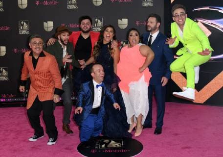 Entertainment Bilder des Tages Me Caigo de la Risa walks the red carpet at the Univision 2019 Premio Lo Nuestro a La M?sica Latina award show at the American Airlines Arena in Miami,Florida, February 21, 2019.  MIA20190221113 GARYxIxROTHSTEIN
