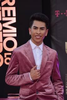 The youtuber Louie Castro poses on the magenta carpet of the Lo Nuestro Awards at the American Airlines Arena in Miami, USA, 21 February 2019. Lo Nuestro celebrates today a new edition of these popular voting awards organized by the network Univision and which awards the best Hispanic artists of the last year. Lo Nuestro Awards 2019 !ACHTUNG: NUR REDAKTIONELLE NUTZUNG!  Copyright: xGastonxDexCardenasx AME6763 20190222-636864062976167482