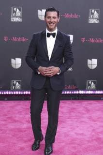 MIAMI, FL - FEBRUARY 21: Quique Usales at the 31st Annual Premio Lo Nuestro at the AmericanAirlines Arena in Miami, Florida on February 21, 2019. Copyright: xMajoxGrossix