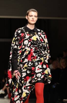 (190224) -- MILAN, Feb. 24, 2019 (Xinhua) -- A model presents a creation for Angel Chen during Milan Fashion Week Autumn Winter 2019-20 in Milan, Italy, Feb. 24, 2019. (Xinhua Cheng Tingting) ITALY-MILAN-FASHION WEEK-ANGEL CHEN 
