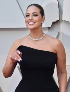 Ashley Graham arrives on the red carpet for the 91st annual Academy Awards at the Dolby Theatre in the Hollywood section of Los Angeles on February 24, 2019.  LAP20190224538 JIMxRUYMEN