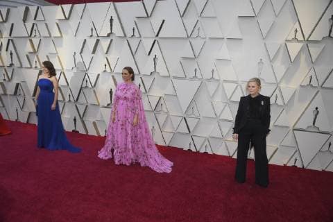 February 24, 2019 - Los Angeles, California, U.S - TINA FEY, MYA RUDOLPH AND AMY POHLER during red carpet arrivals for the 91st Academy Awards, presented by the Academy of Motion Picture Arts and Sciences (AMPAS), at the Dolby Theatre in Hollywood. Los Angeles U.S. - ZUMAz03_ 20190224_zbp_z03_165 Copyright: xKevinxSullivanx