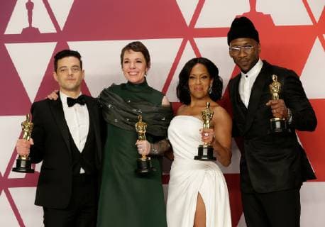 (L-R) Rami Malek winner of Best Actor in a Leading Role for Bohemian Rhapsody, Olivia Colman, winner of Best Actress for The Favourite, Regina King, winner Best Actress in a Supporting Role for If Beale Street Could Talk and Mahershala Ali, winner of Best Actor in a Supporting Role for Green Book, appear backstage with their Oscars during the 91st annual Academy Awards at Loews Hollywood Hotel in the Hollywood section of Los Angeles on February 24, 2019.  LAP20190224832 JOHNxANGELILLO