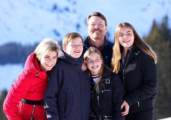 25-02-2019 Lech Princess Laurentien and Prince Constantijn and Eloise and Claus Casimir and Leonore pose during a photocall during the ski holiday in Lech am Arlberg, Austria.  Copyright: xPPEx