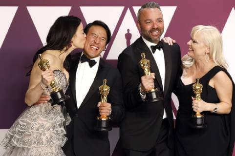 Elizabeth Chai Vasarhelyi Jimmy Chin Evan Hayes and Shannon Dill Oscar-winning Best Documentary Free Solo in the Press Room of the Oscar Awards 2019 91st Annual Academy Awards at the Hollywood Highland Center Los Angeles 24 02 2019 Foto:xD.xBedrosianx xFuturexImage