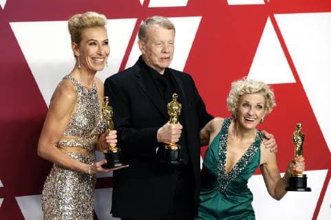 Kate Biscoe Greg Cannom and Patricia Dehaney with the Oscar for Best Make-Up and Best Hairstyles in Vice The Second Man in the Press Room of the Oscar Awards 2019 91st Annual Academy Awards at the Hollywood Highland Center Los Angeles 24 02 2019 Foto:xD.xBedrosianx xFuturexImage
