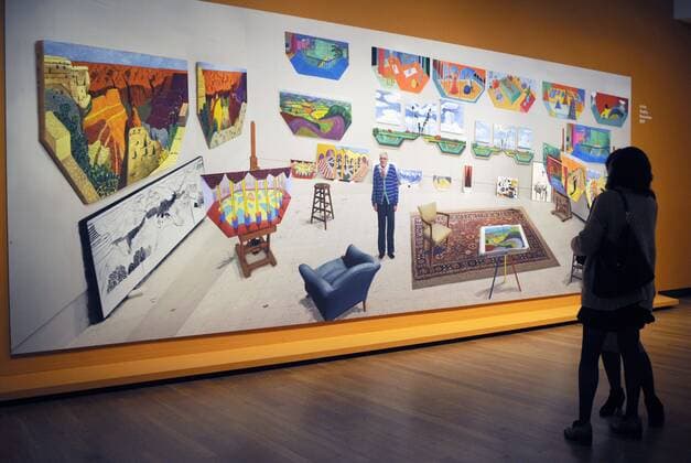 Entertainment Themen der Woche KW09 Entertainment Bilder des Tages Netherlands, Amsterdam, 27-02-2019 - Press tour of the exhibition Hockney - Van Gogh; The Joy of Nature, in the Vincent van Gogh Museum (01.03-26.05.2019). For the first time the famous Yorkshire landscapes of Hockney are shown in The Netherlands, together with a selection of works by Vincent van Gogh which strongly influenced Hockney. Collected press is waiting to enter the exhibition. Credit: Paul van Riel Hollandse Hoogte (HH)  Copyright: xHollandsexHoogtex xPaulxvanxRielx x87402539x
