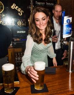 . 27 02 2019. Belfast , Northern Ireland, United Kingdom. The Duke and Duchess of Cambridge at the Belfast Empire Music Hall where they pulled pints of beer on the first day of their two day trip to Northern Ireland. Pic: i-Images Pool  xi-Imagesx xPoolx IIM-19346-0226